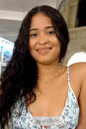 208160 - Paola Age: 29 - Colombia