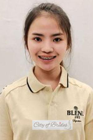 208196 - Rattiyakorn Age: 25 - Thailand