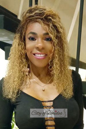 208279 - Kelly Age: 40 - Costa Rica