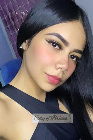 208711 - Lesly Age: 24 - Colombia