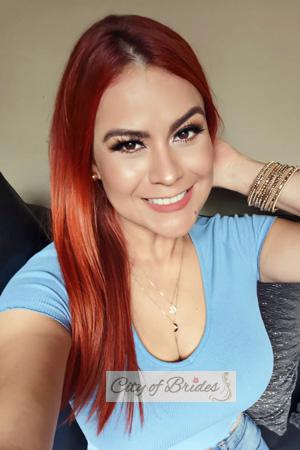 209639 - Jessica Age: 44 - Costa Rica
