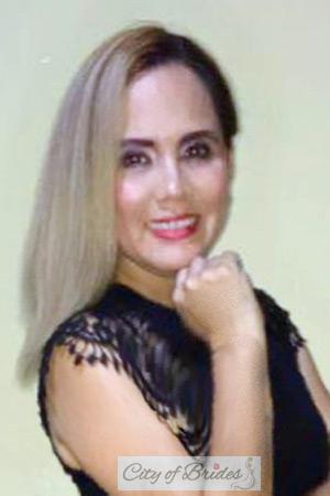 210411 - Cinthia Age: 44 - Costa Rica