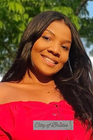 210530 - Geraldine Age: 28 - Colombia