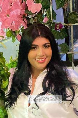 210695 - Andrea Age: 29 - Colombia