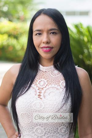 211144 - Martha Age: 41 - Colombia