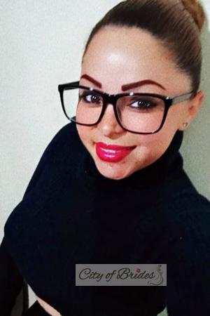 211160 - Yendry Age: 38 - Costa Rica