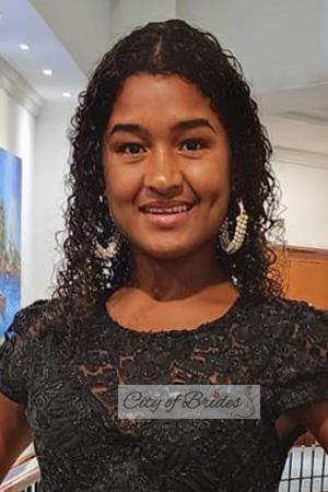 211553 - Maria Age: 24 - Colombia