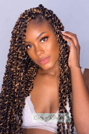 211761 - Roxana Age: 30 - Colombia