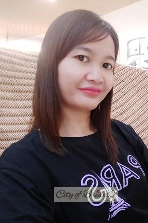 212270 - Somthawan Age: 38 - Thailand