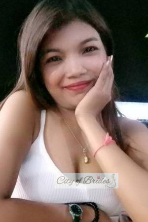 212412 - Jarunee Age: 45 - Thailand