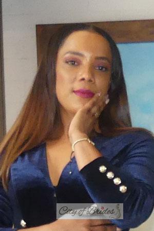 212652 - Luz Disney Age: 47 - Colombia