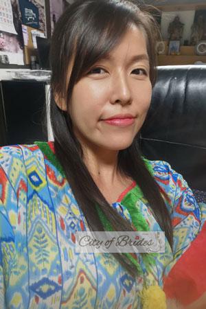 212920 - Chanisa Age: 38 - Thailand