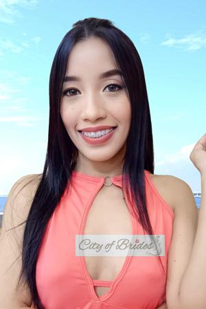 213141 - Kimberly Age: 26 - Colombia