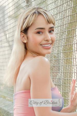 213601 - Sara Age: 27 - Colombia