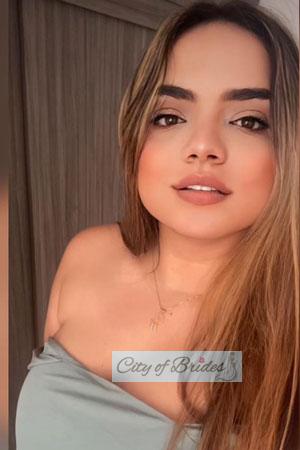 214153 - Valentina Age: 30 - Colombia