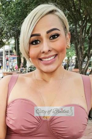 214753 - Vanessa Age: 35 - Colombia