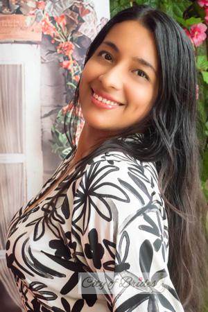 214902 - Jennifer Age: 33 - Peru