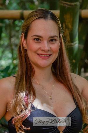 215252 - Paulina Age: 36 - Colombia