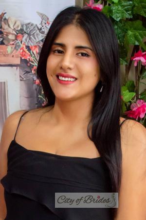 215267 - Karina Age: 34 - Peru