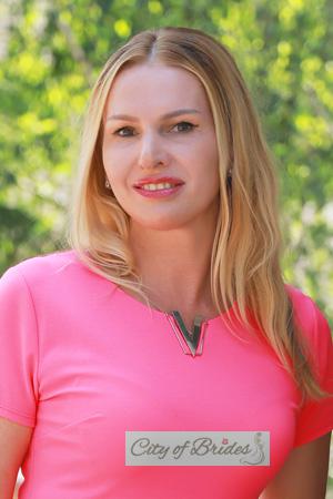 215525 - Victoria Age: 47 - Ukraine