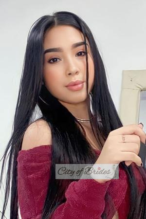215847 - Emely Age: 21 - Colombia