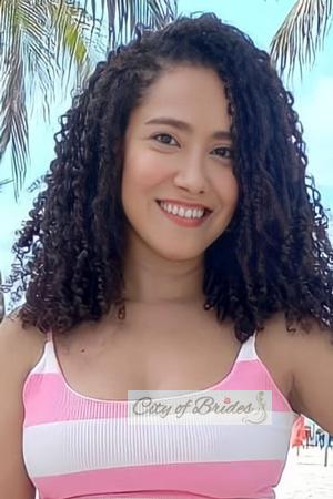 216639 - Lizeth Age: 32 - Colombia