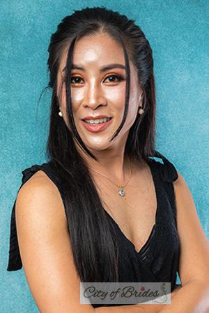 216819 - Linchicha (Oum) Age: 41 - Thailand