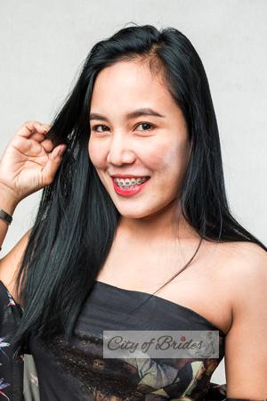 217842 - Apichada Age: 32 - Thailand