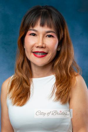 218549 - Wachiraya Age: 48 - Thailand