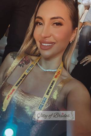 218944 - Alma Age: 32 - Costa Rica