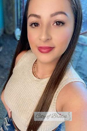 219052 - Yerlin Age: 31 - Costa Rica