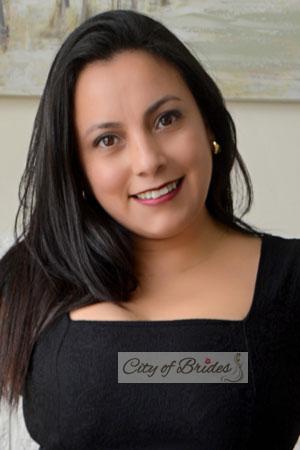219239 - Kari Age: 42 - Peru
