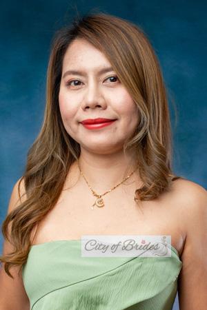 219527 - Naruemon Age: 40 - Thailand