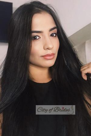 219558 - Paola Age: 33 - Colombia