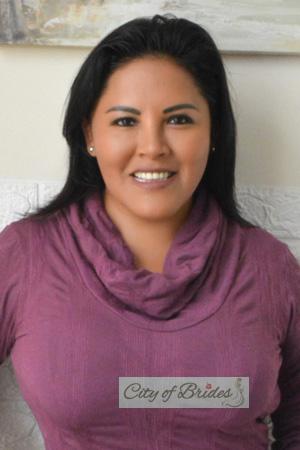 219956 - Lucia Age: 43 - Peru