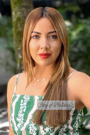 221176 - Daniela Age: 35 - Colombia