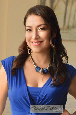 221396 - Karina Age: 53 - Peru