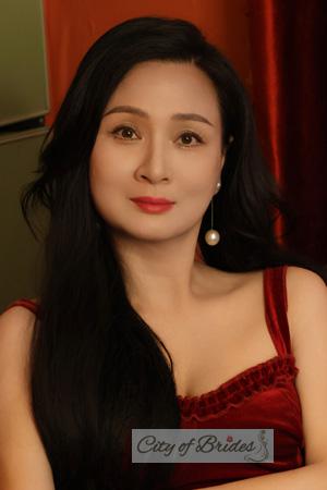 221577 - Jacelyn Age: 53 - China