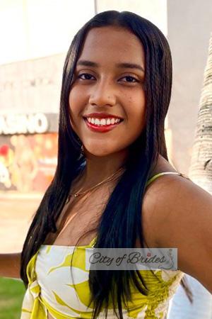 221702 - Dayana Age: 25 - Colombia