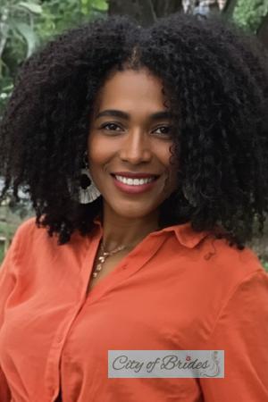 221706 - Antonia Age: 44 - Colombia