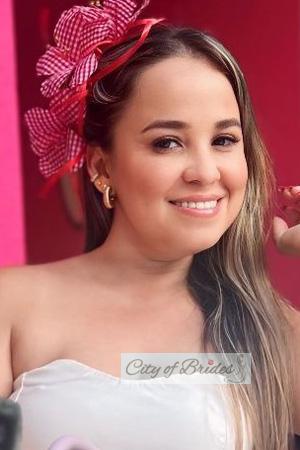 221976 - Lilian Age: 39 - Colombia