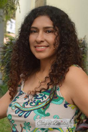 222057 - Patricia Age: 51 - Peru