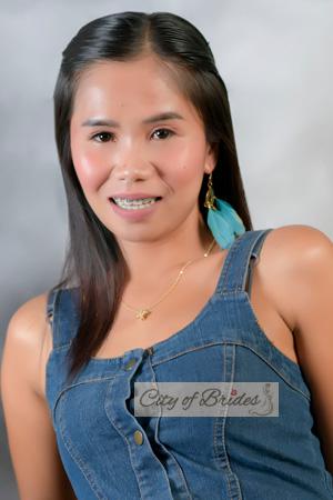 222302 - Jenny Babe Age: 27 - Philippines