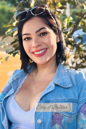 222790 - Daniela Age: 30 - Colombia