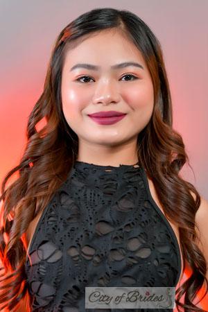 223852 - Jeramae Age: 20 - Philippines