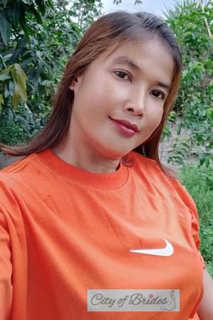 224011 - Puthea Age: 41 - Cambodia