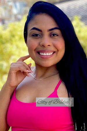 224141 - Daniela Age: 29 - Colombia