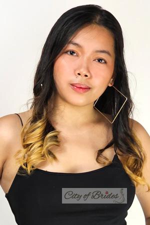 224639 - Eluisa Carbelle Age: 22 - Philippines