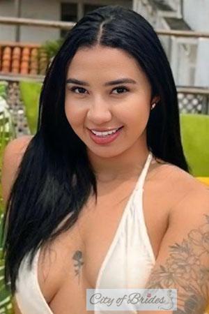 224711 - Paula Age: 26 - Colombia