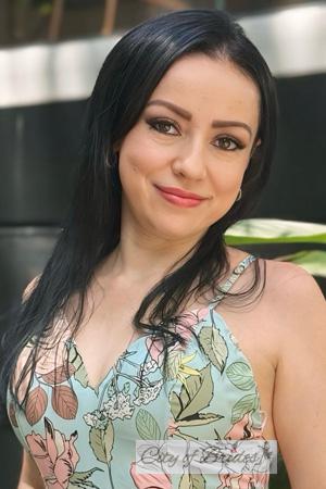 225440 - Viviana Age: 40 - Colombia